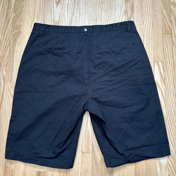 Calvin Klein | Mens Bermuda Shorts Size 32 Black RN36543 - Picture 5 of 6